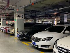 -大宁国际商业广场-地下停车库