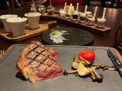 -恰餐厅及酒吧 CHAR Bar & Grill (北京丽都皇冠假日店)