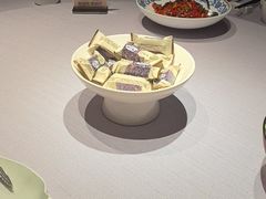 -千百味红餐厅·江西菜(绿地双子塔店)