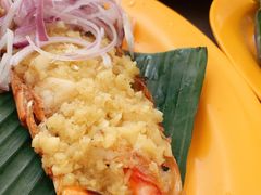 -东海岸人工湖美食村