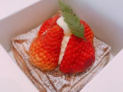 草莓起酥-WHEAT&BAKER-麥(凯德来福士店)