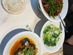 -霸蛮湖南菜·牛肉粉(荣京西街店)