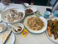 -民族手抓羊肉馆·滩羊手抓·烤全羊