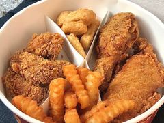 年味小食拼盘-麦当劳(徐汇漕溪北路百脑汇店)