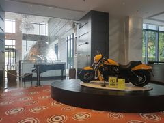 -上海虹桥西郊假日酒店