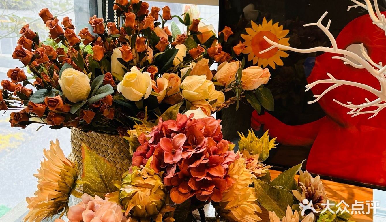 一块蛋糕的时间，足够让心情放晴了