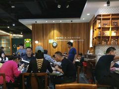 大堂-胡须佬鸡煲四季火锅店(石厦西村直营店)