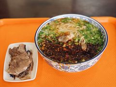 牛肉面-吾穆勒蓬灰牛肉面·清真(北滨河中路店)