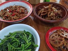 -老三样·美食研究中心(世贸路店)