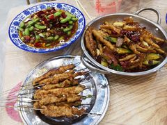 -江城燕子大排档(江汉路步行街店)