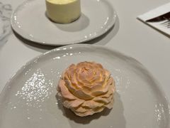 -潮一不贰·法式甜品·生日蛋糕·西式简餐(外滩店)