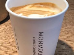 flat white-Monmouth Coffee(博罗市场店)