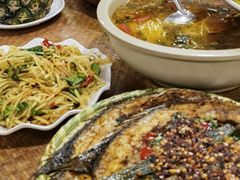 -沐毫傣泐云南菜孔雀宴•手抓饭傣味烧烤(曼听公园店)