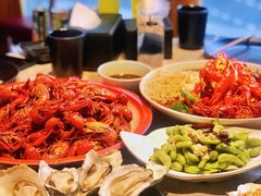 -沪小胖小龙虾(淮海中路旗舰店)