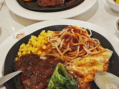 -东方豪客牛排意面披萨(玉函银座店)