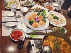 -青瓦餐厅·生鱼片·韩园烤肉(西塔店)