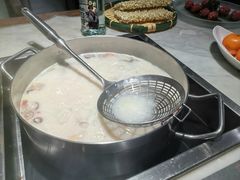 -尚尚仙·酸汤猪手·猪肚鸡火锅(华联万柳购物中心店)