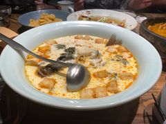 -70后饭吧(府河街店)