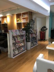 -DADA Hair Salon