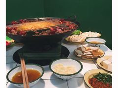 -石灰市老火锅(北滨路店)