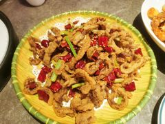 -闫府私房菜(恒隆店)