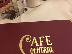 -中央咖啡馆