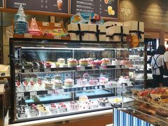 面包甜点陈列柜-巴黎贝甜(右安门店)