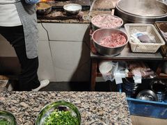 -正宗杨记普洱酸醋米线(总店)