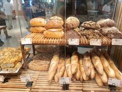 -CARINO BAKERY&CAFE(人广来福士店)