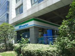 -全家便利店(沪太路三店)