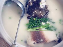 -天乐农家鱼头王(天目湖店)