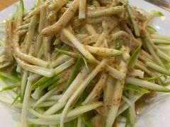 麻酱拌西葫芦丝-张记焖窑·十五年专注焖烤(雍和宫店)