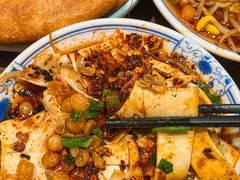 -肖四女乐山跷脚牛肉(滨江天街店)