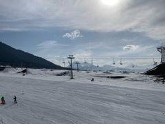 -丝绸之路山地度假区滑雪场
