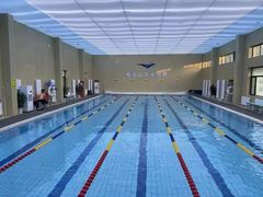 -鲸灵公元游泳中心