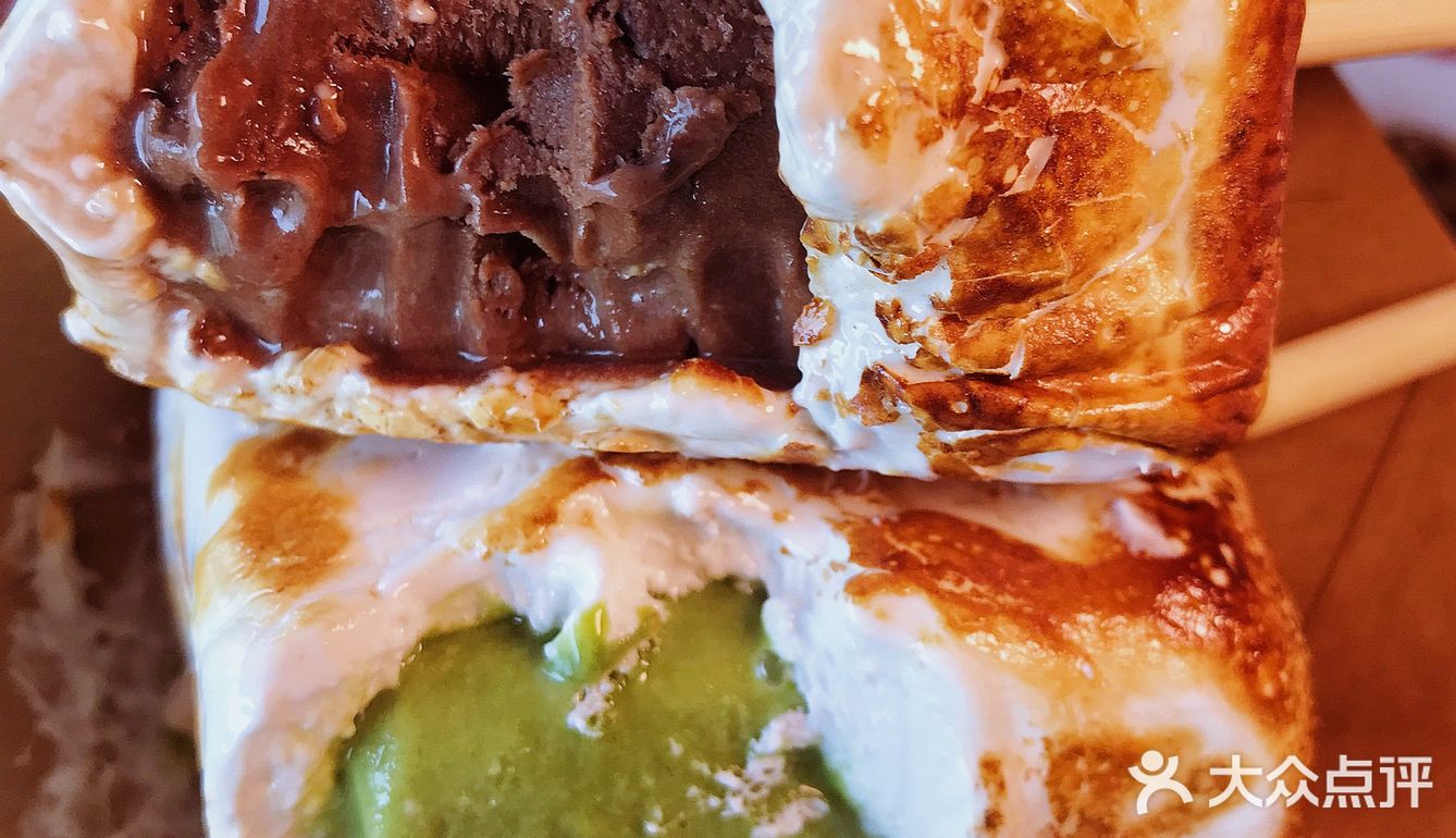 快乐的标配，就是韩餐和姐妹🍻