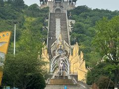-环球动漫嬉戏谷