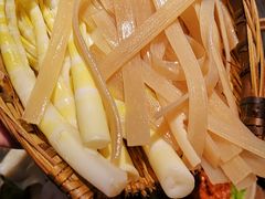 -四小区火锅·巷子里的重庆火锅(花照壁店)