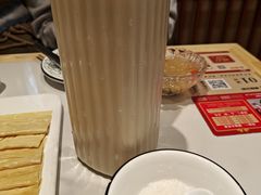 手工石磨豆浆-老燕皇·南京菜(玄武湖店)