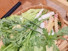 -阿婆情腊排骨火锅·野生菌季(古城旗舰店)