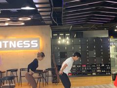 -UP健身私教馆(海岸城店)