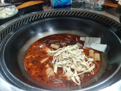 -三里屯土灶炖公鸡地锅鸡(江东店)