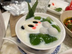 熊猫冰粉-孔雀云贵川·融合菜(长宁来福士店)
