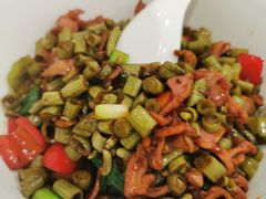 白辣椒炒鸡胗-新新湘菜馆(新中街二条店)