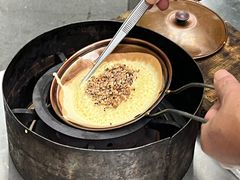 -谢老五跷脚牛肉·非遗传承店