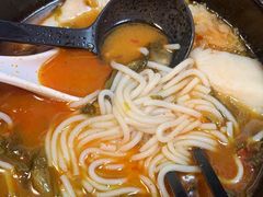 -灵芝妹子海鲜米线(瓦房店新玛特店)