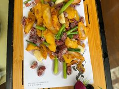 -悦硒楼·新派恩施菜