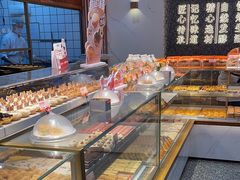 -五味酥·现烤国民糕点集合店(甘井子万达广场店)