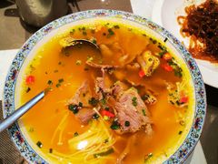 酸汤肥牛-巴依老爷新疆美食(望京小街店)