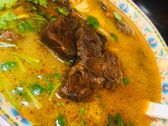 -金杨拉面王小吃面馆·牛三宝面·红烧牛肉粉